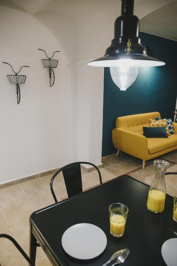 Bbarcelona Parallel Apartment Exterior foto